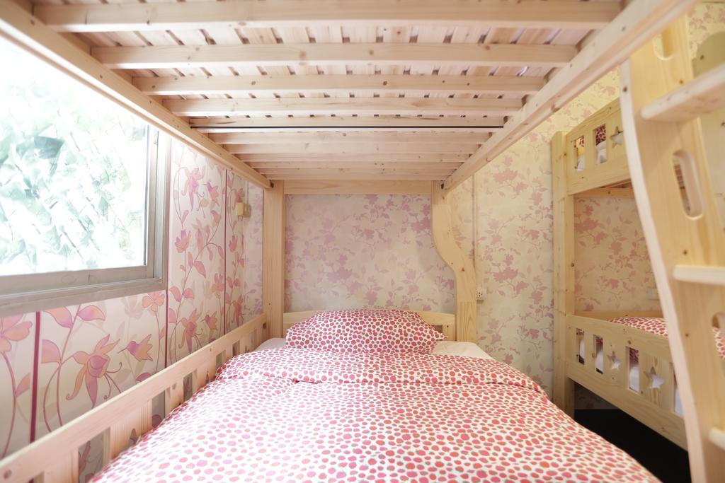 Tiger Lily Hostel Bangkok Zewnętrze zdjęcie