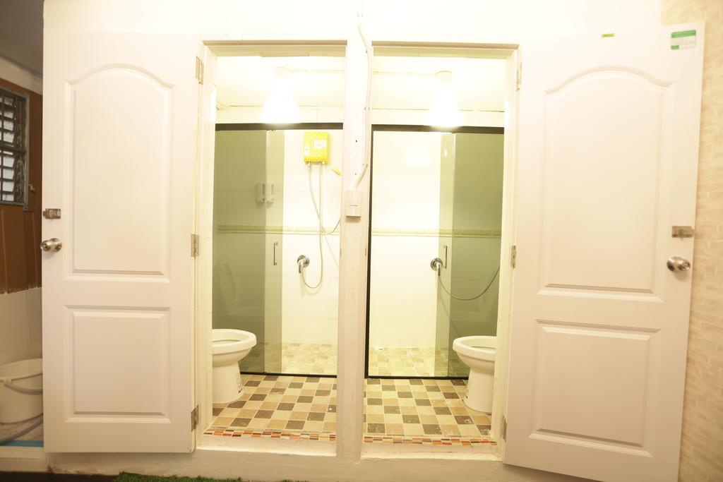 Tiger Lily Hostel Bangkok Zewnętrze zdjęcie