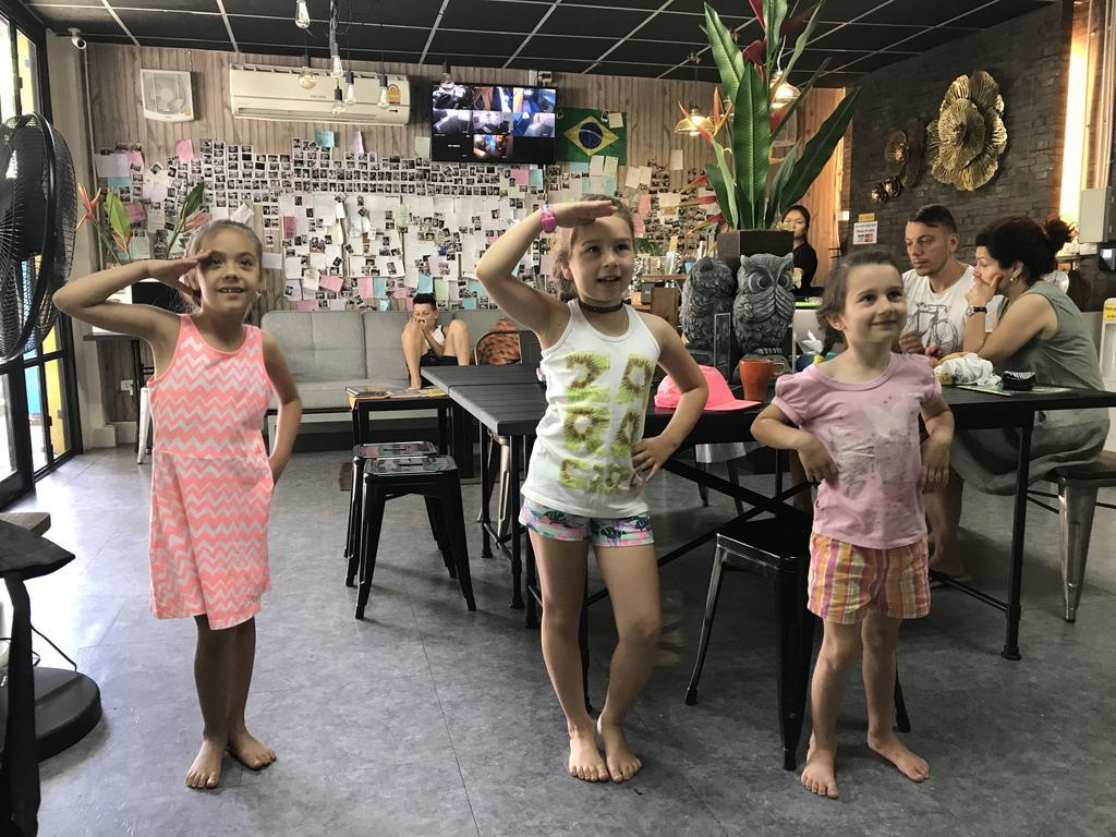 Tiger Lily Hostel Bangkok Zewnętrze zdjęcie