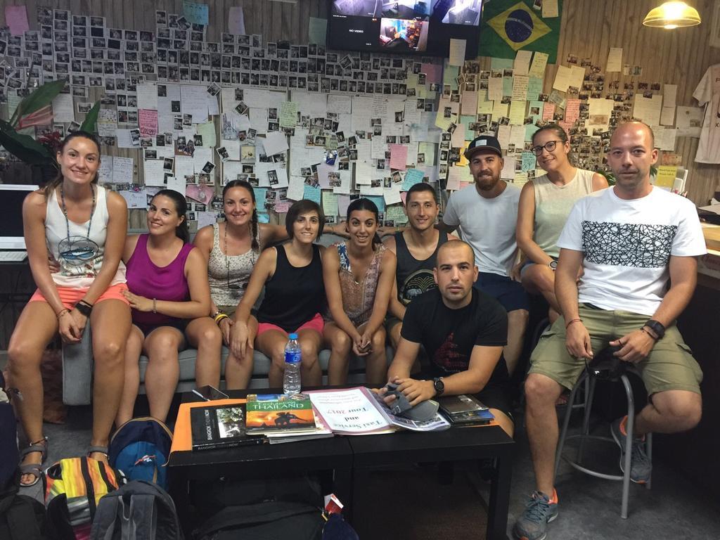 Tiger Lily Hostel Bangkok Zewnętrze zdjęcie